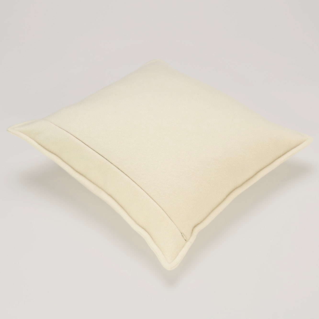 Luxe Pillow 22"x22"