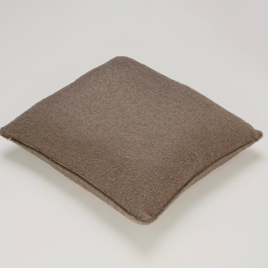 22"x22" Luxe Pillow