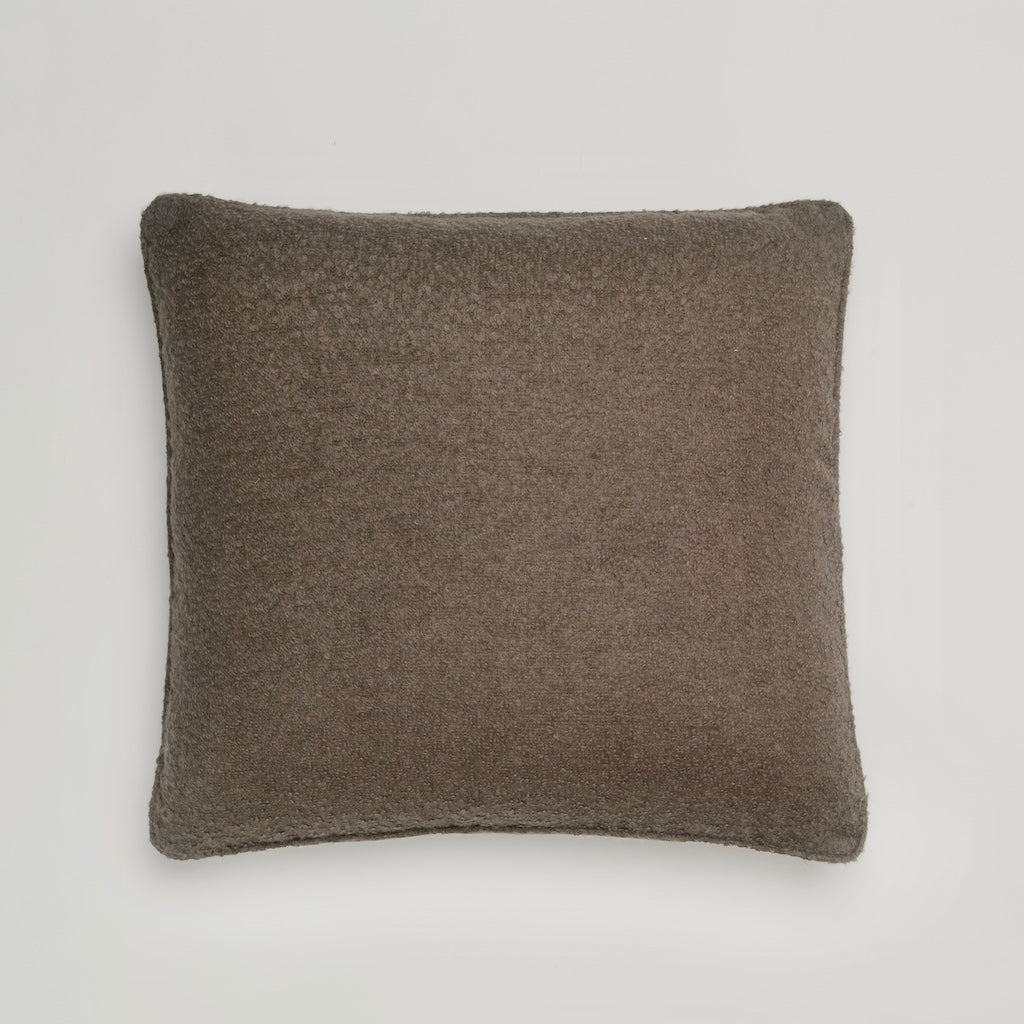 22"x22" Luxe Pillow