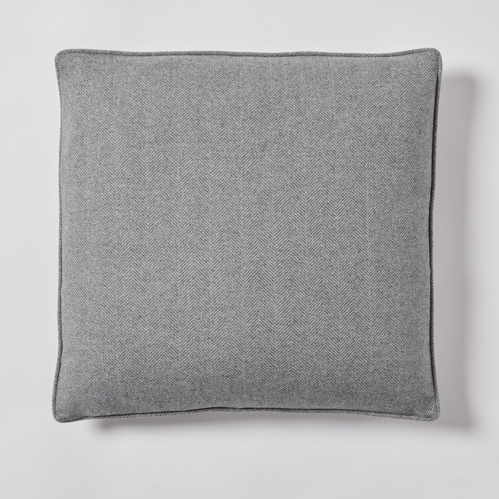 Couture Pillow 22"x22"