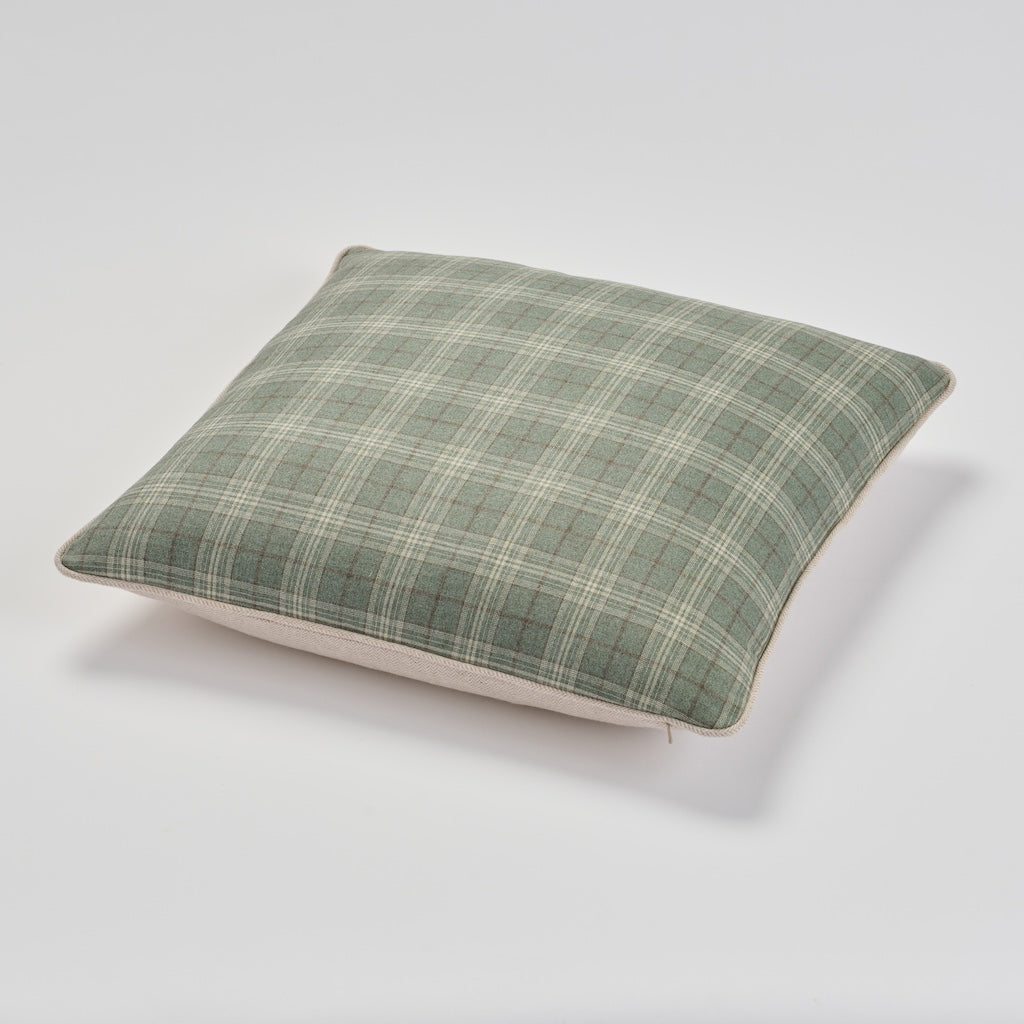 Couture Pillow 20"x20"