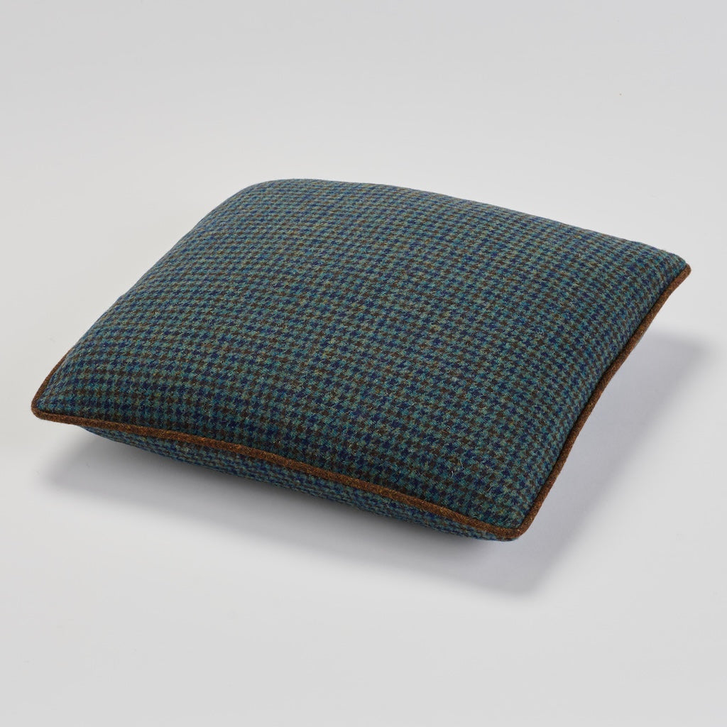 Rustic Pillow 18"x18"