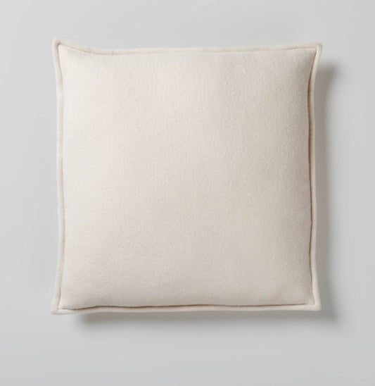 Luxe Pillow 22"x22"