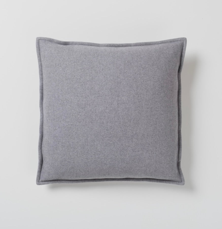 22" x 22" 100% Cashmere - Steele Grey