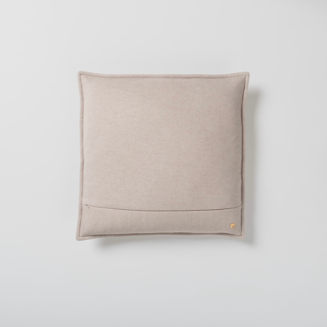 Premium Luxe 22" x 22" - Cream
