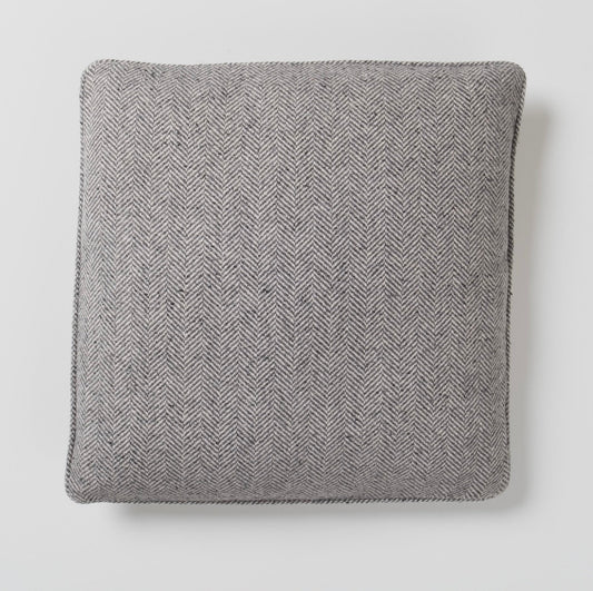 Couture Pillow 22"x22"