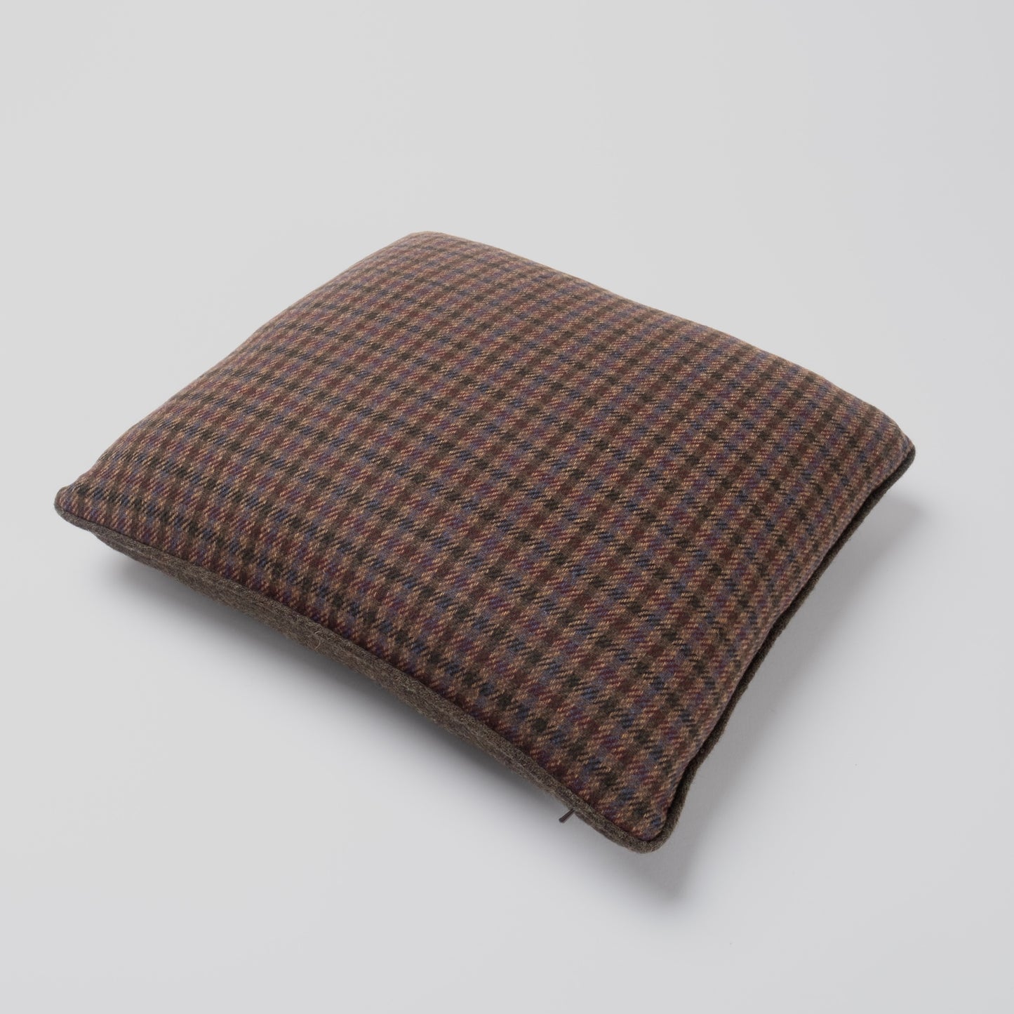 Rustic Pillow 18"x18"