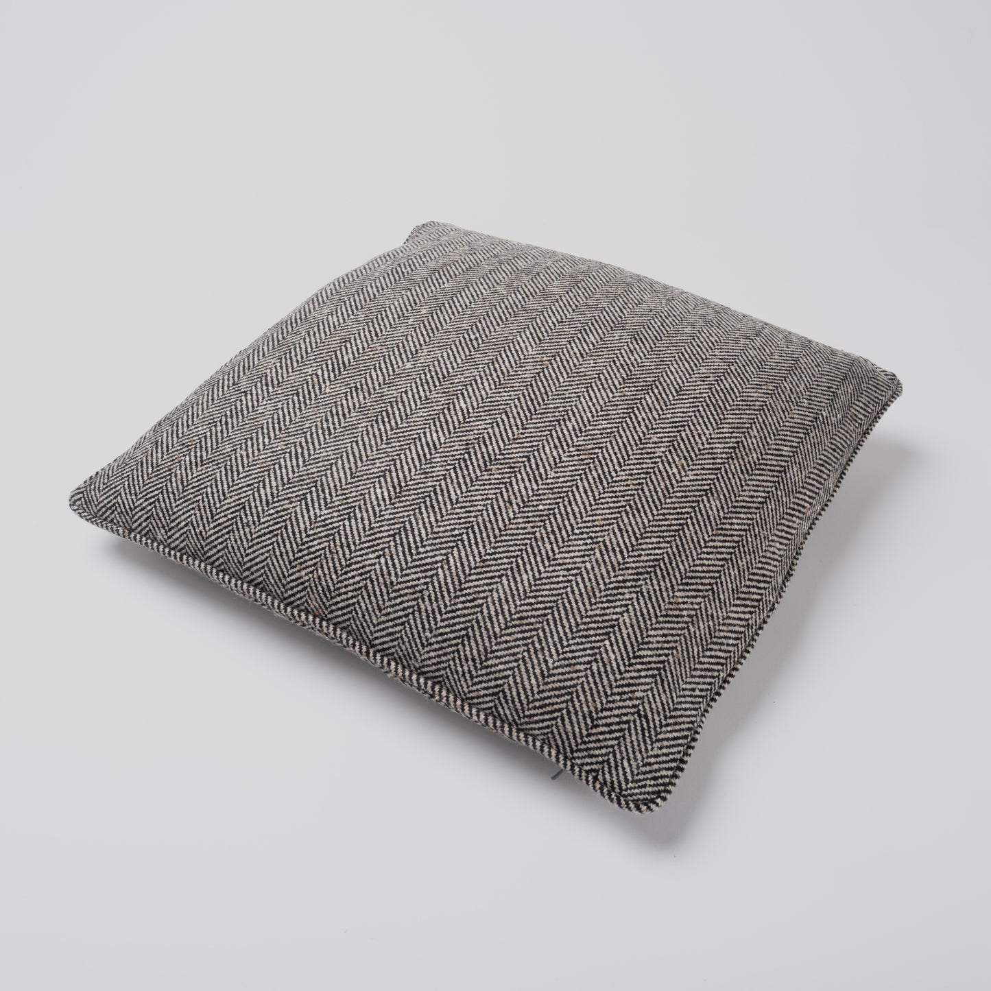 Couture Pillow 22"x22"
