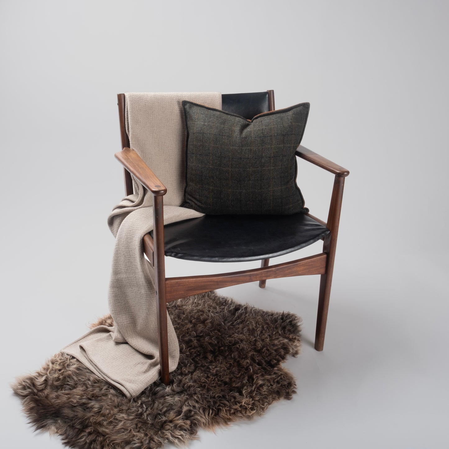 Rustic Pillow 18"x18"