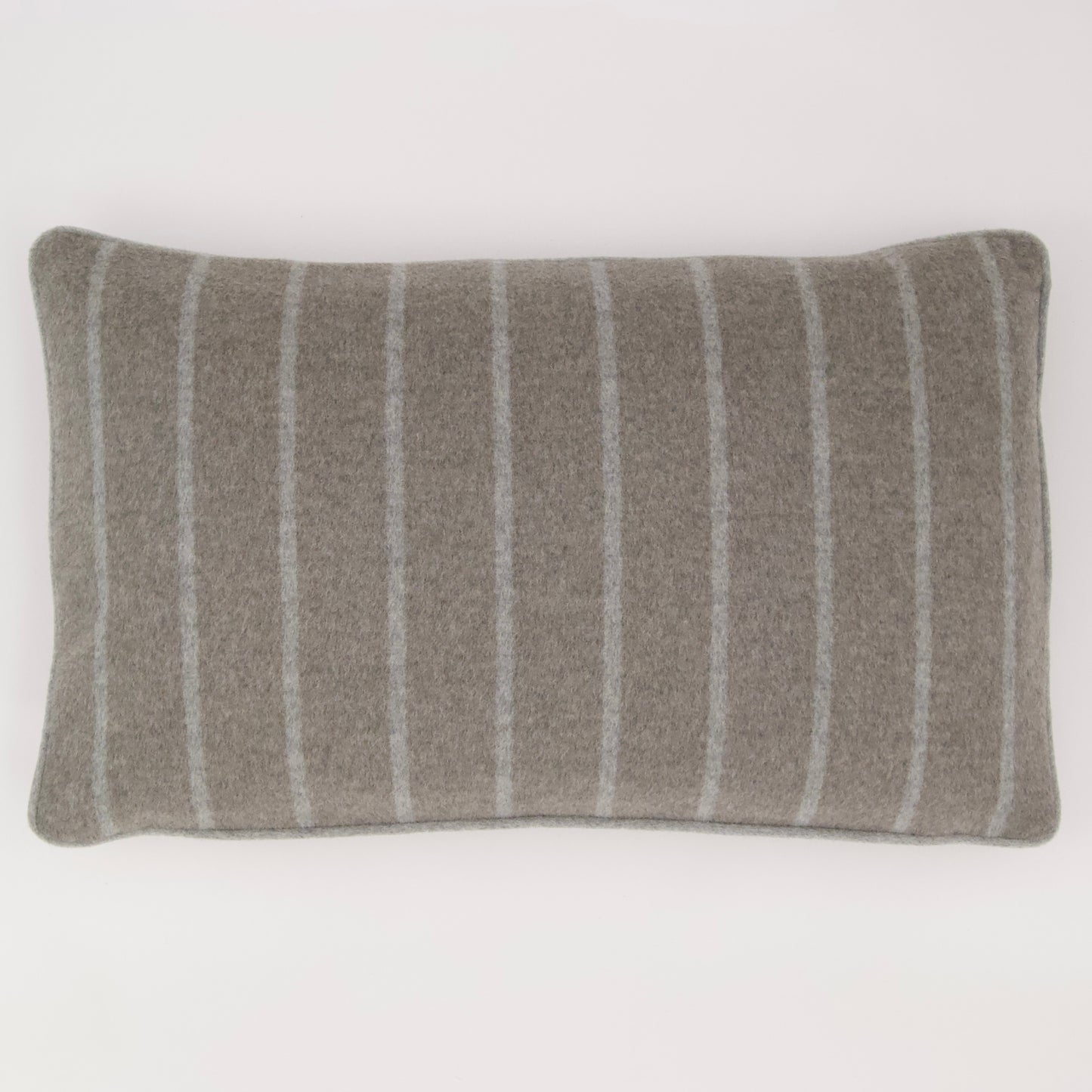 Luxe Pillow 14"x22"
