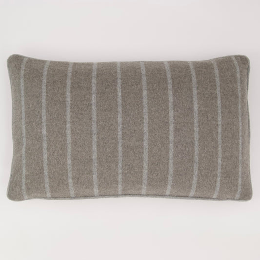 Luxe Pillow 14"x22"