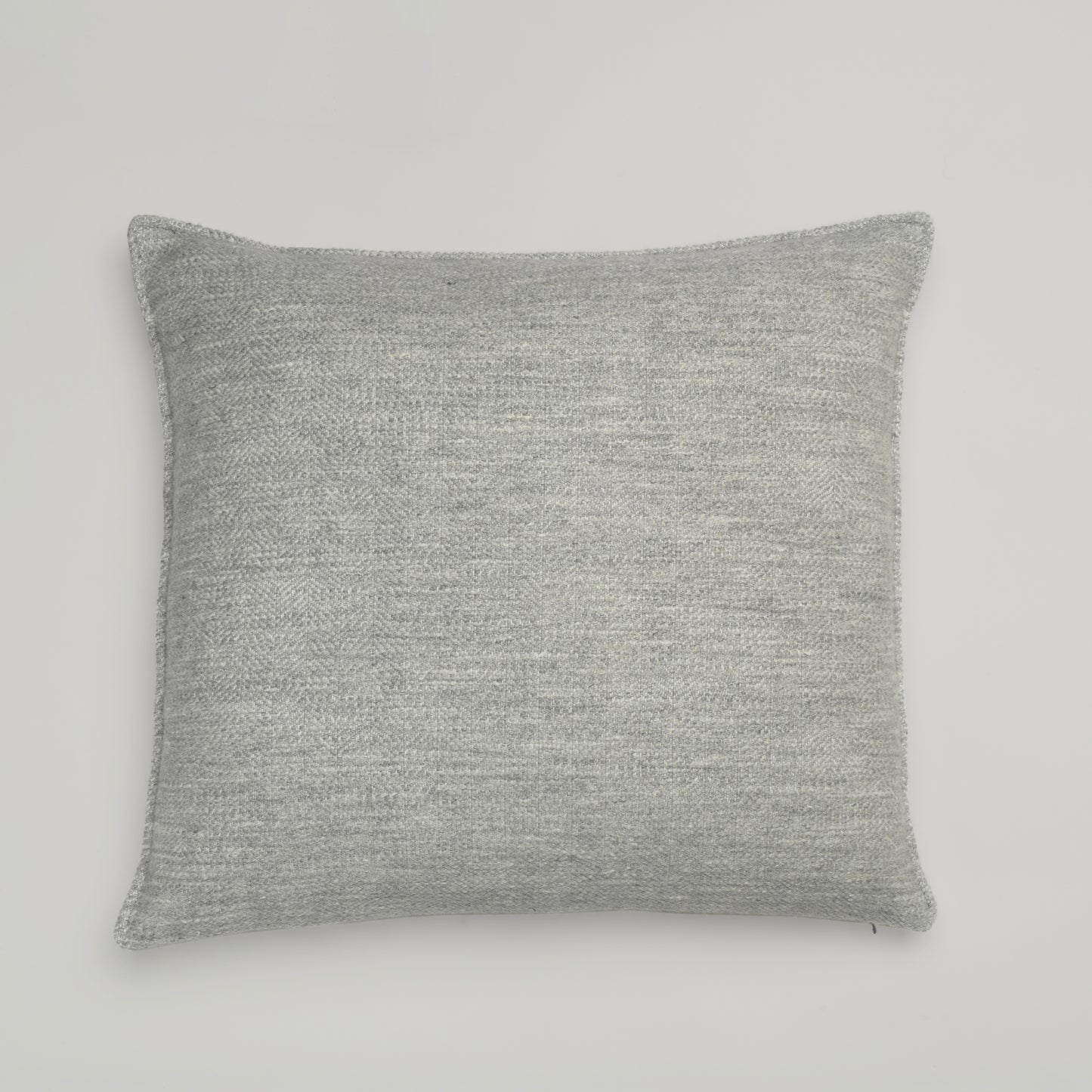 Luxe Pillow 22"x22"