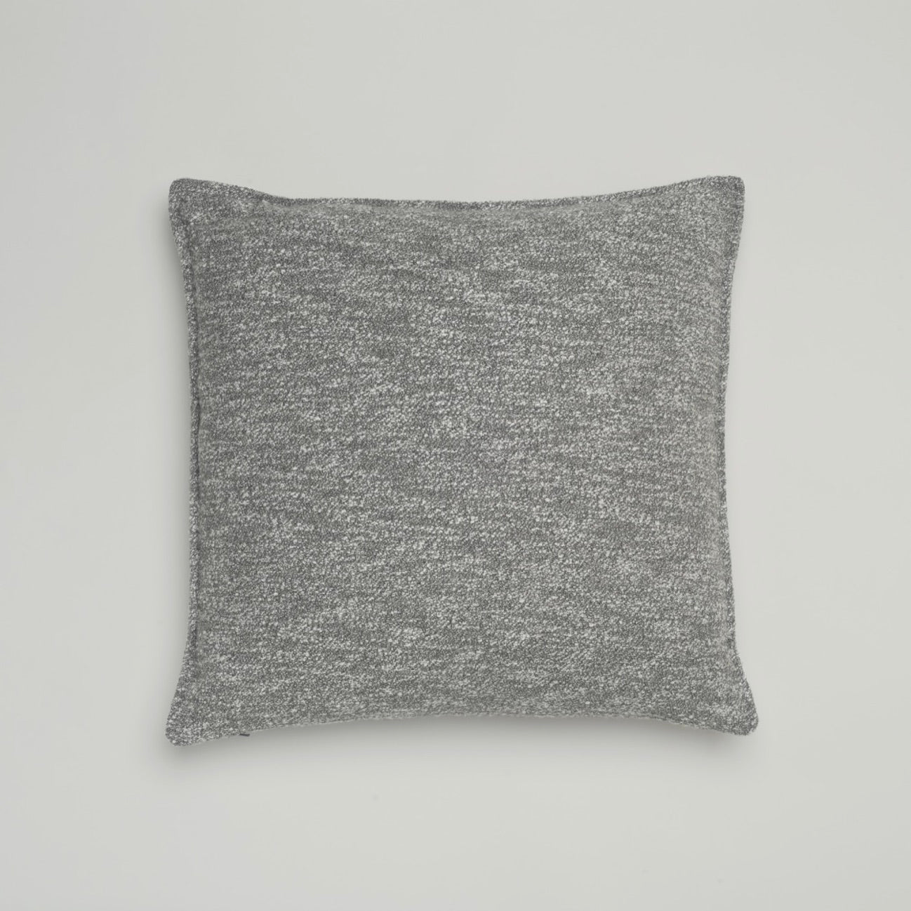 Luxe Pillow 22"x22"