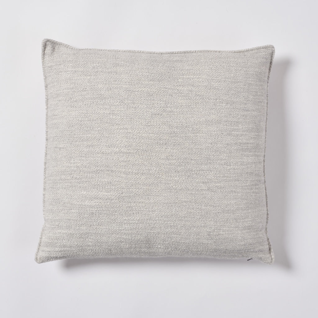 Luxe Pillow 22"x22"