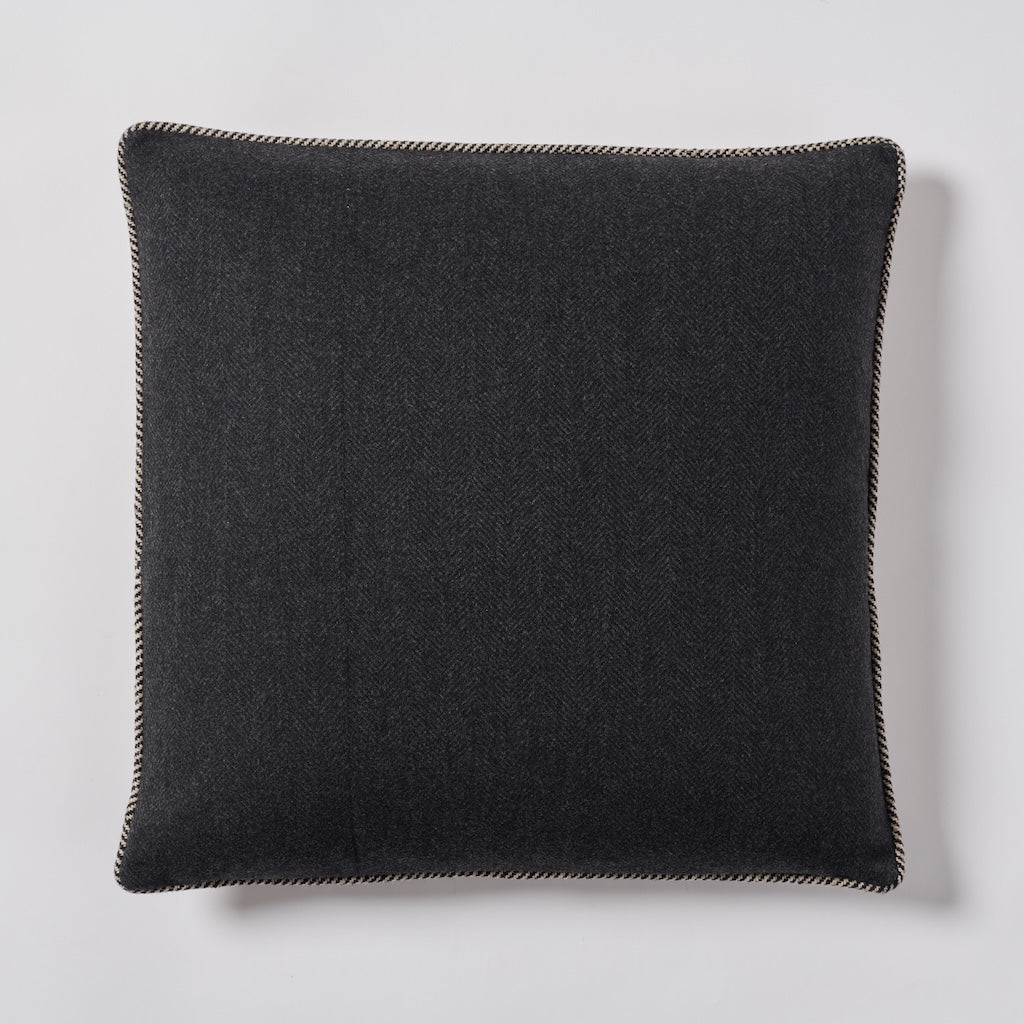 Couture Pillow 22"x22"