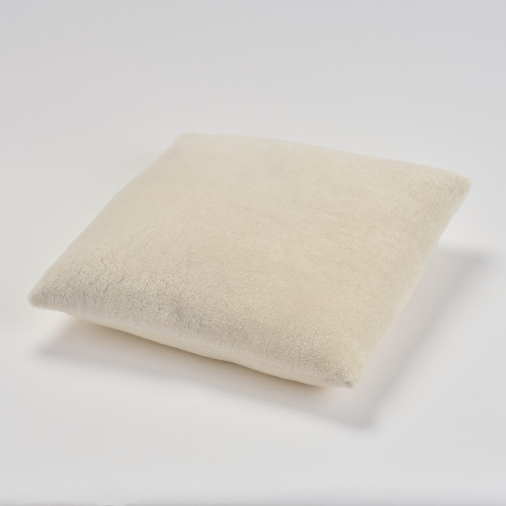 22"x22" Luxe Pillow