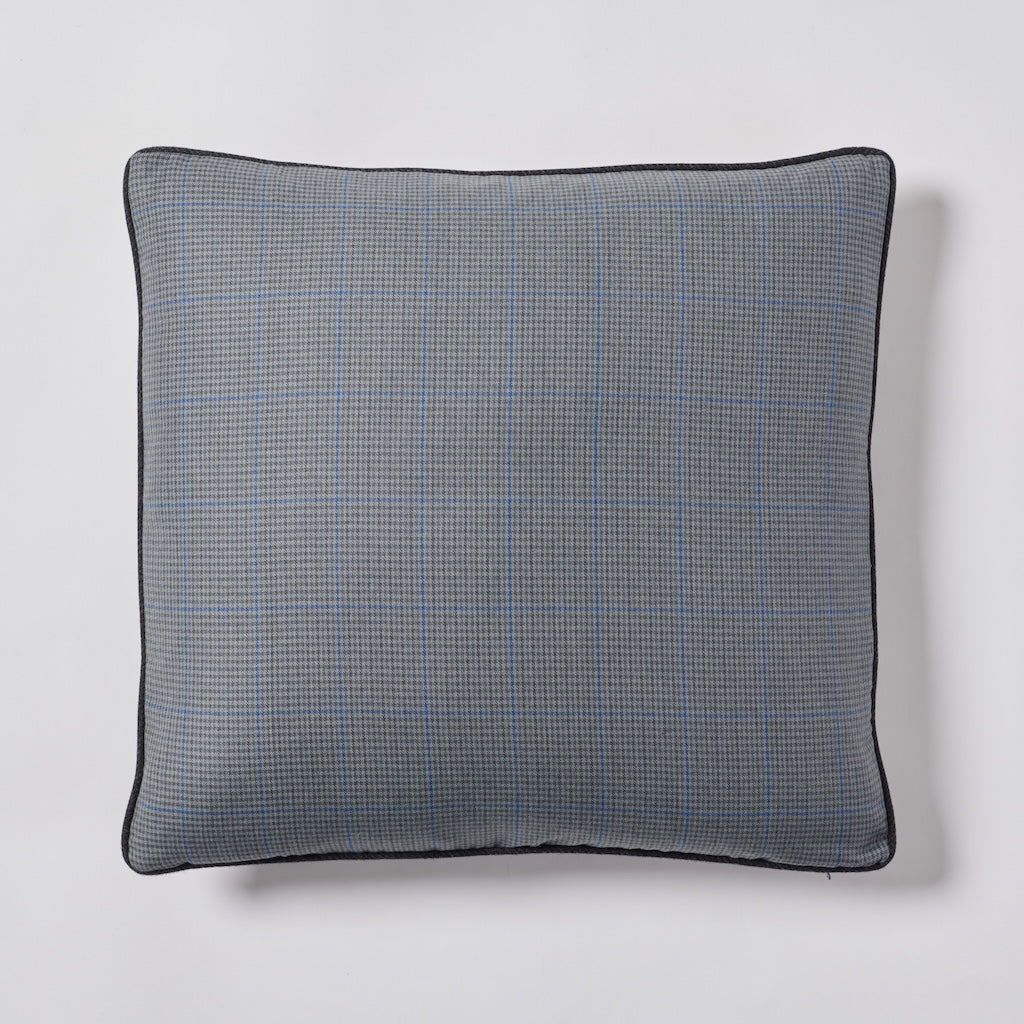 Couture Pillow 22"x22"